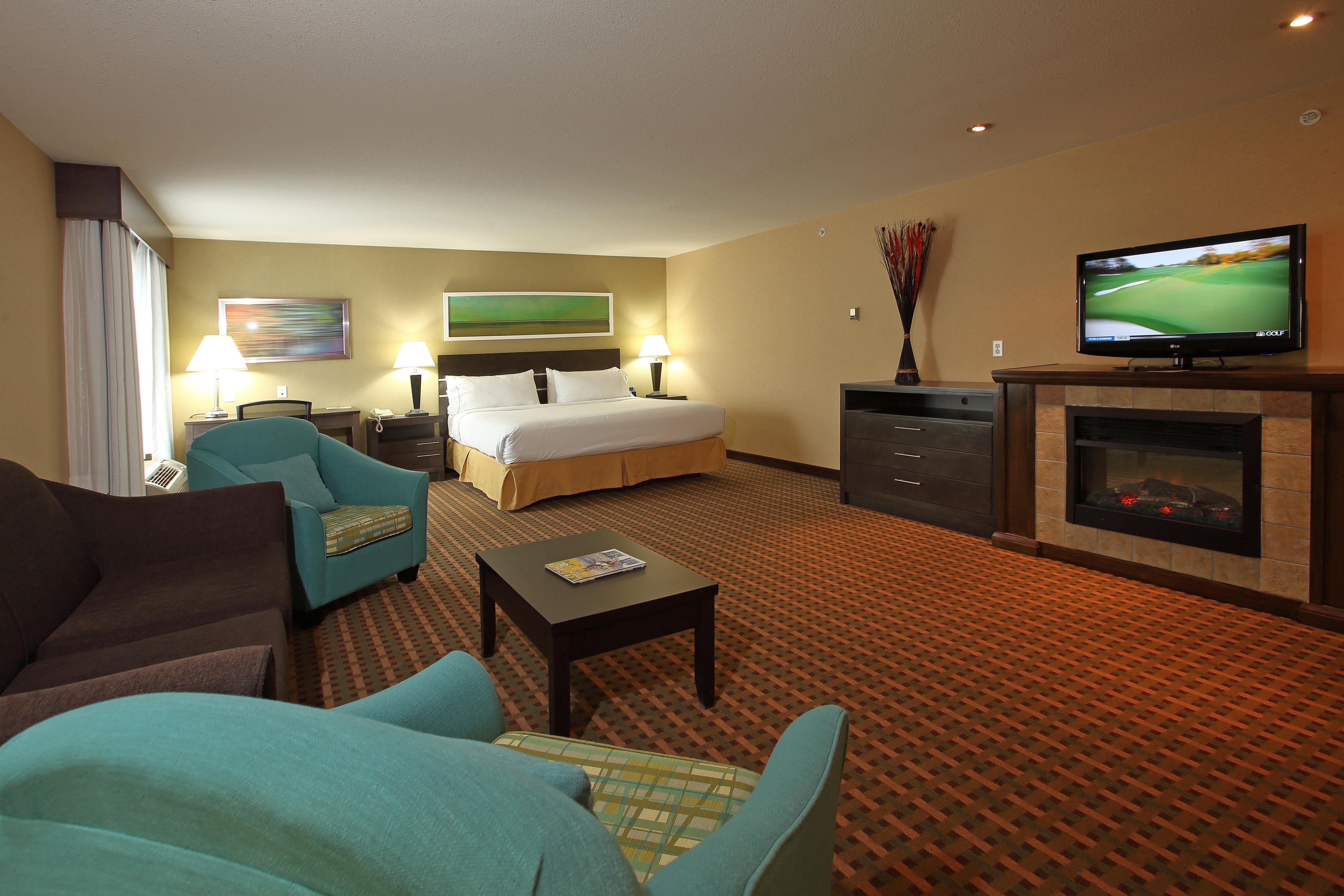 Holiday Inn Express Hotel & Suites Vernon By Ihg Exterior photo